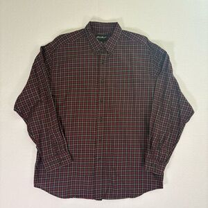 Eddie Bauer Men’s red and black plaid button-up shirt, Size Large #T0043